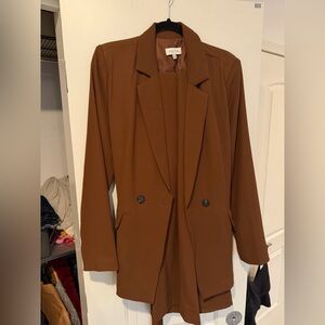 Acoa Women's Brown pinstripe blazer and pant